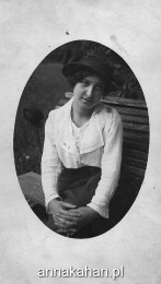 Beatrice Kahan 1914